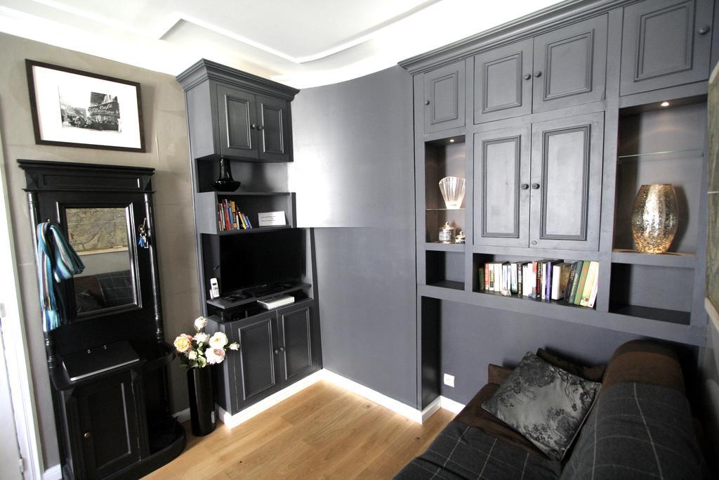 Parisinteriorsrentals - Beautiful Le Marais Notre Dame Appartement Екстериор снимка